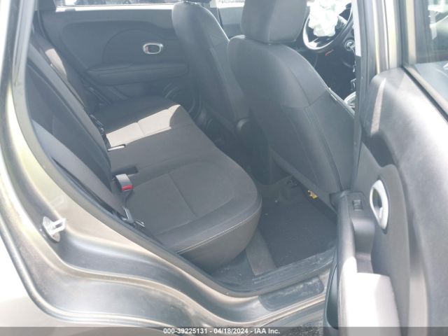 KNDJN2A26F7209891 KIA Soul