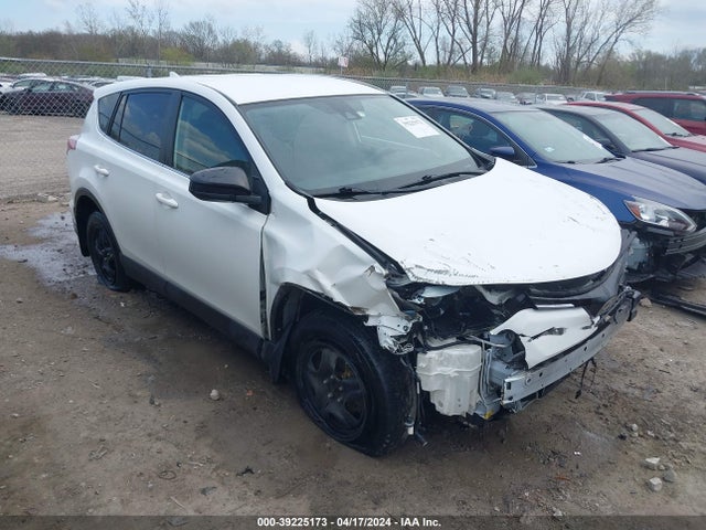 Toyota RAV4 LE 2018 JTMZFREV5JJ740945 zdjęcie główne