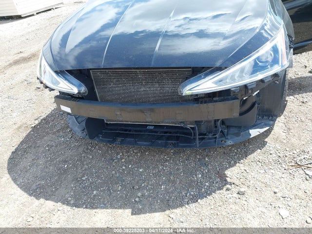 Hyundai ELANTRA SEL 2019 5NPD84LF5KH493777 Image 18
