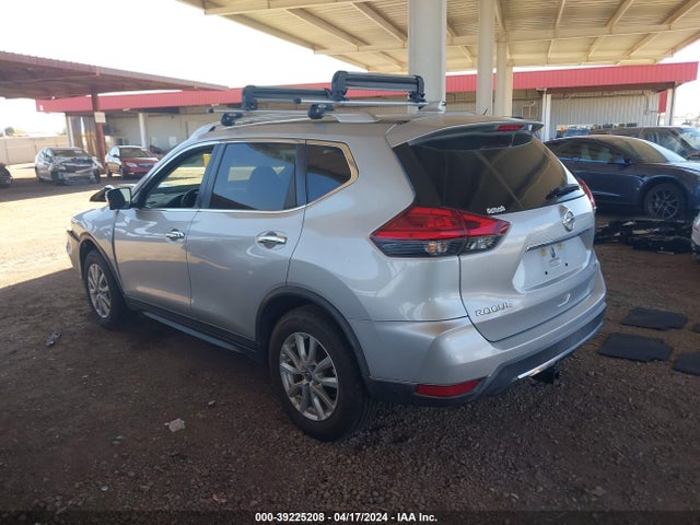 Nissan ROGUE SV 2017 KNMAT2MV2HP568671 Image 3