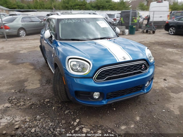 2018 MINI COUNTRYMAN WMZYT5C37J3D82706 Photo 0