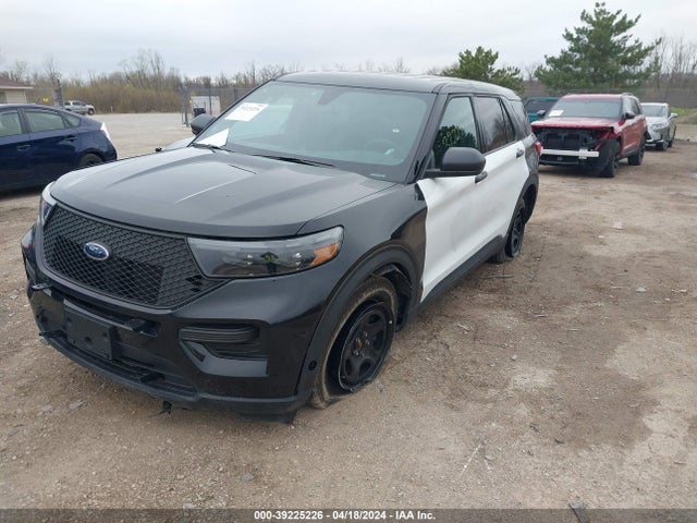 Ford Police Interceptor Utility 2023 1FM5K8AB3PGA20643 Image 2
