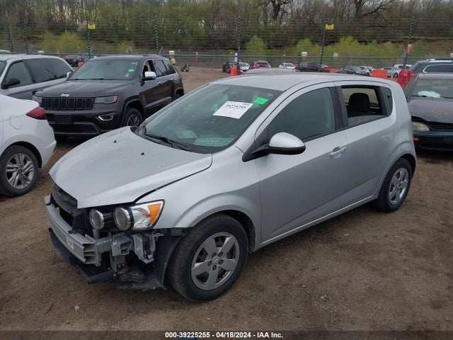 Chevrolet Sonic Ls Manual 2015 1G1JB6SH8F4206553 Image 2
