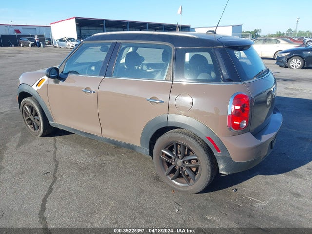 2011 MINI COOPER COUNTRYMAN WMWZB3C50BWM29422 Photo 2