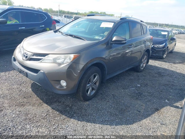 Toyota Rav4 Xle 2015 2T3RFREV6FW281272 Image 2