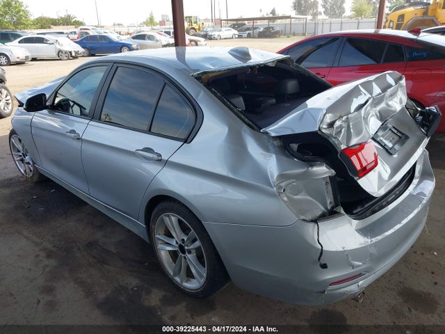 BMW 320i 2016 WBA8E1G51GNT34205 Image 14