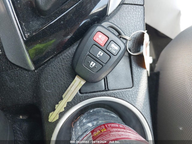 Toyota COROLLA LE 2017 5YFBURHE1HP674824 Image 11