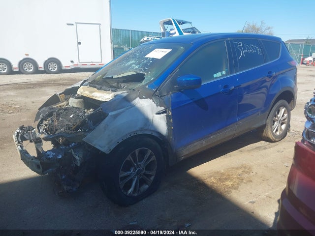 1FMCU9GD2HUA10771 Ford ESCAPE SE
