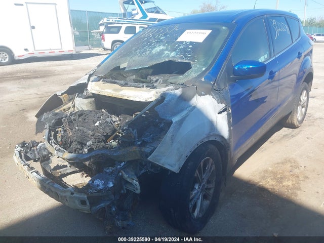 1FMCU9GD2HUA10771 Ford ESCAPE SE