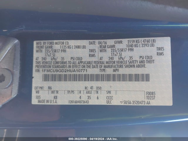 1FMCU9GD2HUA10771 Ford ESCAPE SE