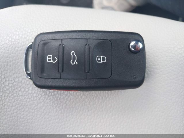 3VWD17AJ5GM344166 Volkswagen Jetta 1.8t Sport
