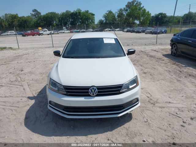 3VWD17AJ5GM344166 Volkswagen Jetta 1.8t Sport