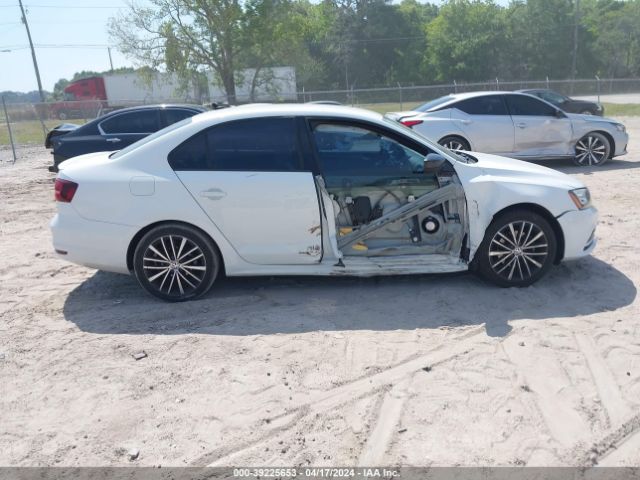 3VWD17AJ5GM344166 Volkswagen Jetta 1.8t Sport