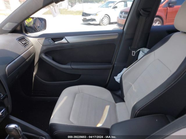 3VWD17AJ5GM344166 Volkswagen Jetta 1.8t Sport