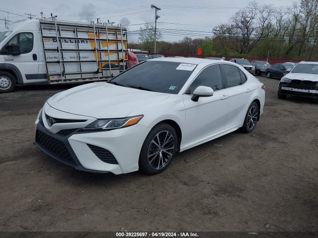 Toyota CAMRY SE 2019 4T1B11HK3KU744698 Image 2