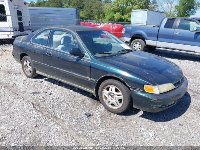 Auction sale of the 1996 Honda Accord Ex/ex-r, vin: 1HGCD7258TA016062, lot number: 39225700