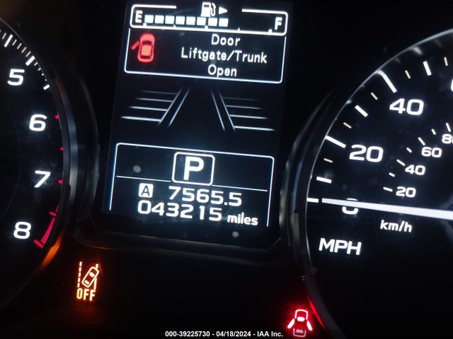 Subaru Forester 2.5i Premium 2018 JF2SJAGC0JH555000 Image 15