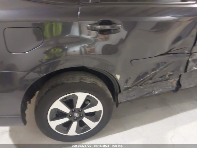 Subaru Forester 2.5i Premium 2018 JF2SJAGC0JH555000 Image 18