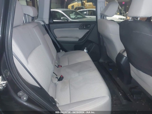 Subaru Forester 2.5i Premium 2018 JF2SJAGC0JH555000 Image 8