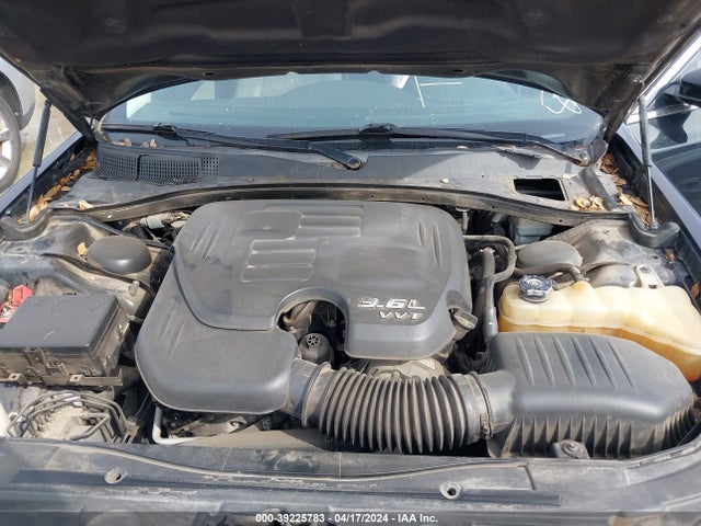 Chrysler 300 Limited 2015 2C3CCAAG1FH802068 Image 10