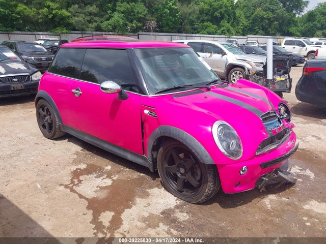 2005 MINI COOPER S WMWRE33565TG97438 Photo 0