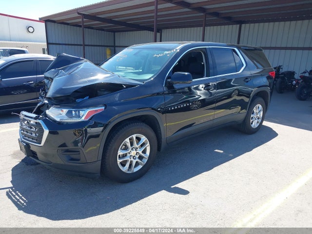 Chevrolet Traverse Ls 2019 1GNERFKW5KJ268403 Image 2