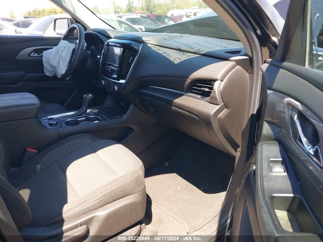 Chevrolet Traverse Ls 2019 1GNERFKW5KJ268403 Image 5