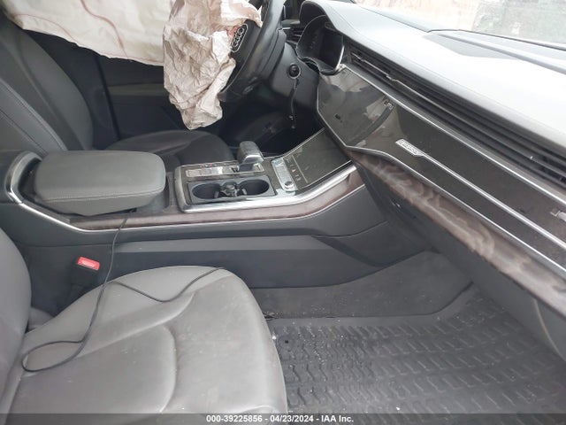WA1FVBF10KD011173 Audi Q8 55 Premium