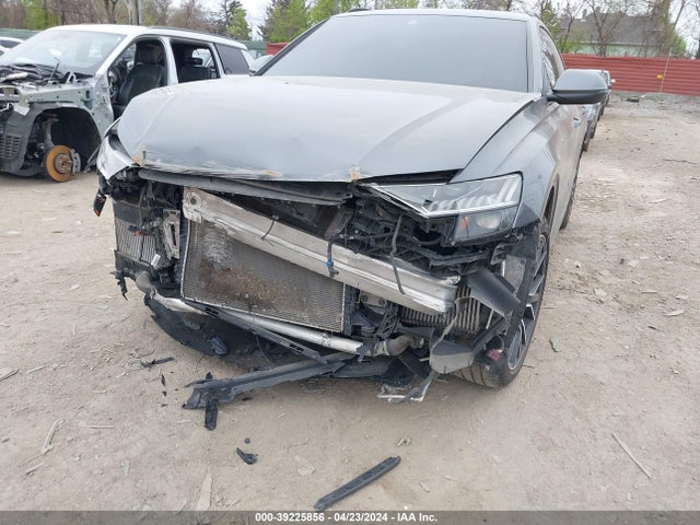 WA1FVBF10KD011173 Audi Q8 55 Premium