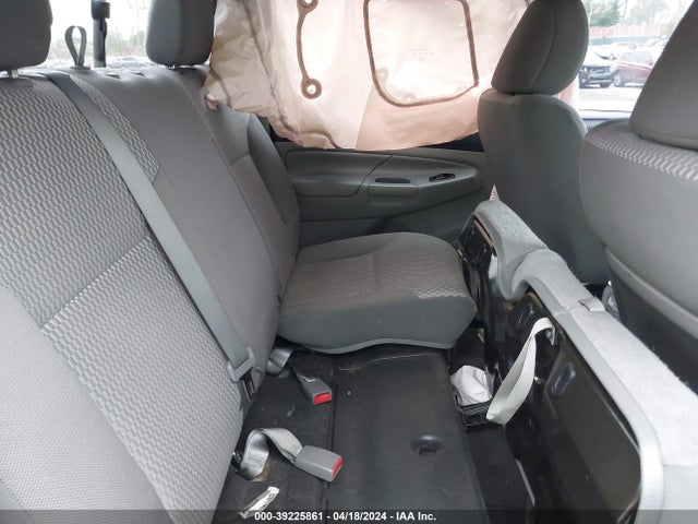 Toyota Tacoma Prerunner 2015 5TFJX4GN8FX039184 Image 8