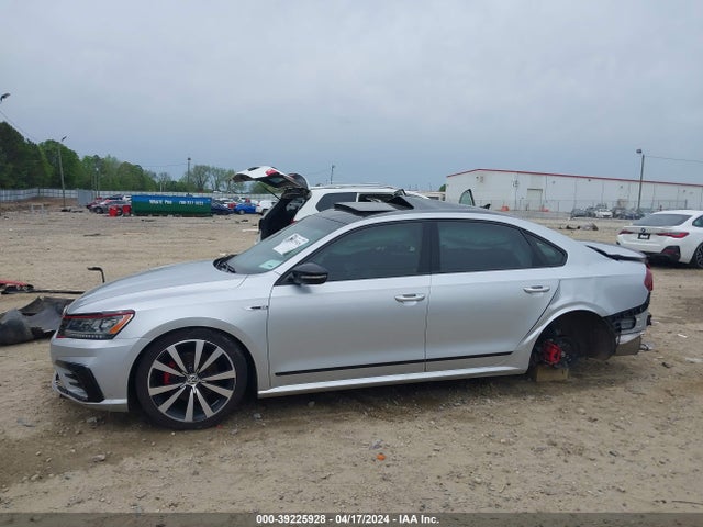1VWJM7A39JC051729 Volkswagen Passat 3.6l V6 Gt