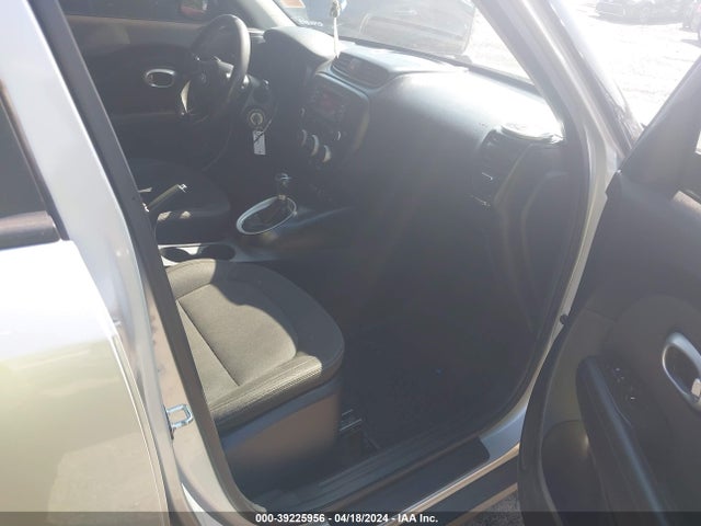 KIA Soul 2015 KNDJN2A22F7817181 Image 5