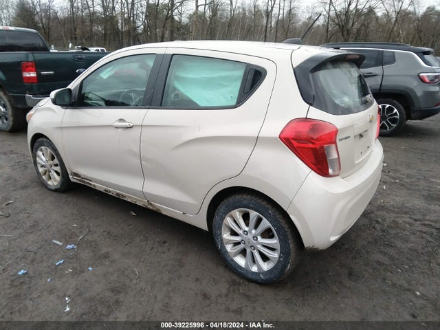 Chevrolet Spark 1lt Cvt 2017 KL8CD6SAXHC731337 Image 3