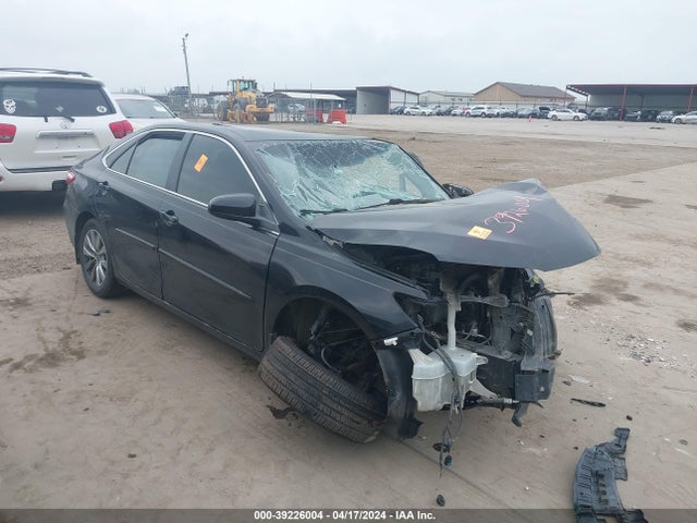 Toyota CAMRY XLE 2015 4T1BF1FK2FU938780 main image