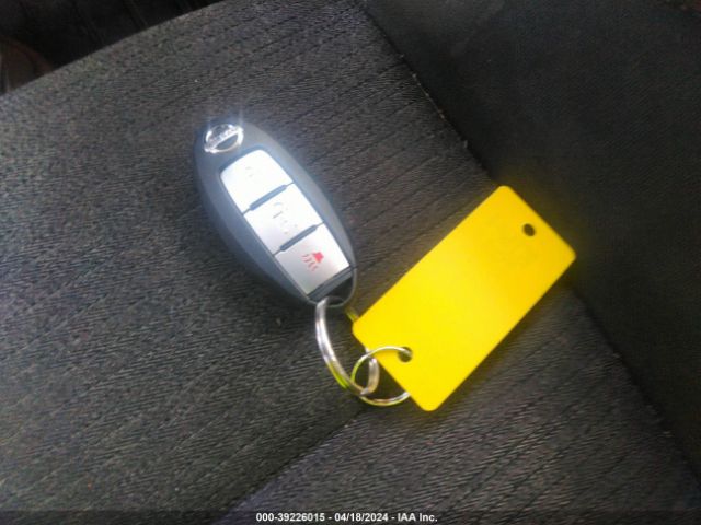 5N1AT3AA3MC826863 Nissan Rogue S Fwd