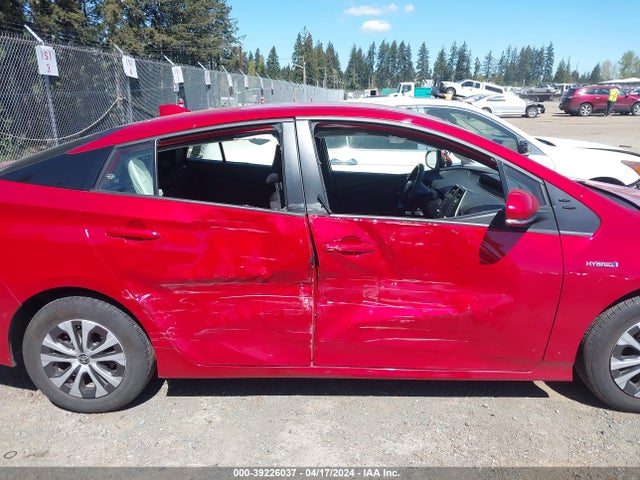 Toyota Prius Le Awd-e 2022 JTDL9MFU0N3035261 Image 6