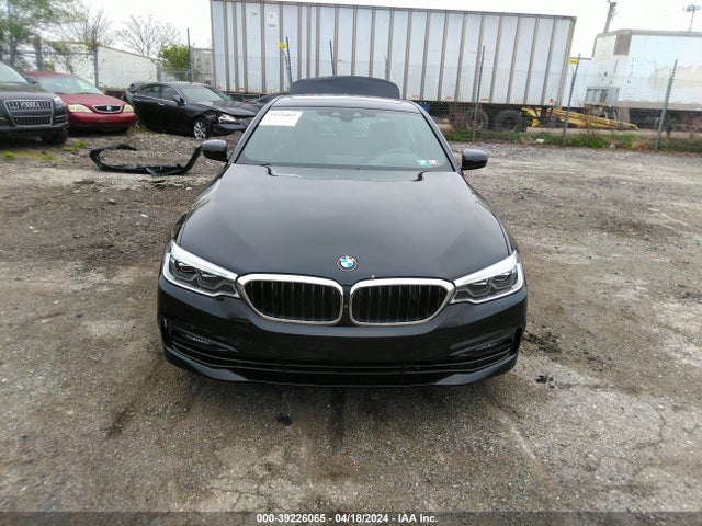 BMW 540i Xdrive 2017 WBAJE7C37HG890632 Image 13
