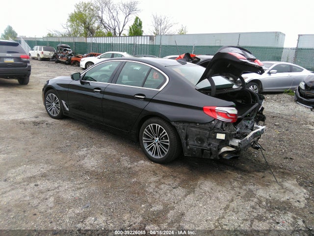 BMW 540i Xdrive 2017 WBAJE7C37HG890632 Image 3