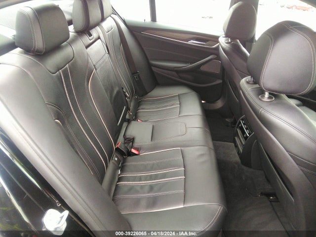 BMW 540i Xdrive 2017 WBAJE7C37HG890632 Image 8