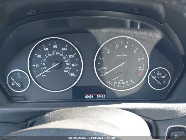 WBA8A3C58JA492438 BMW 320i Xdrive