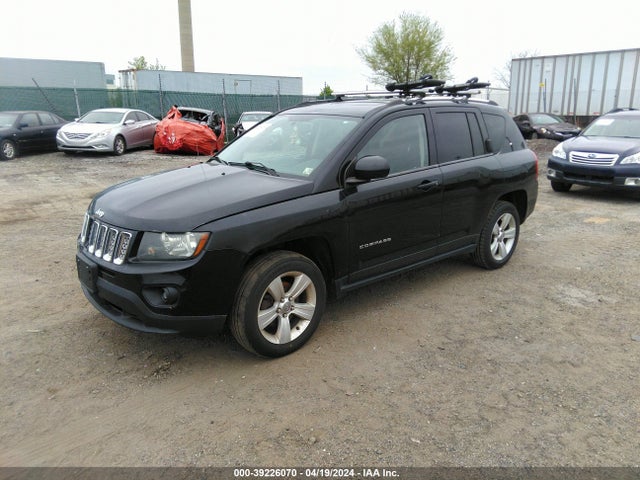 Jeep Compass Latitude 2014 1C4NJDEB4ED534171 Image 2