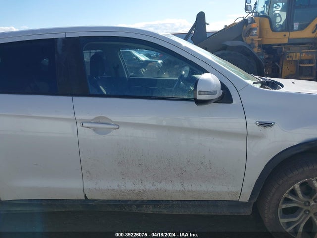 JA4AR3AU5KU013653 Mitsubishi Outlander Sport 2.0 Se
