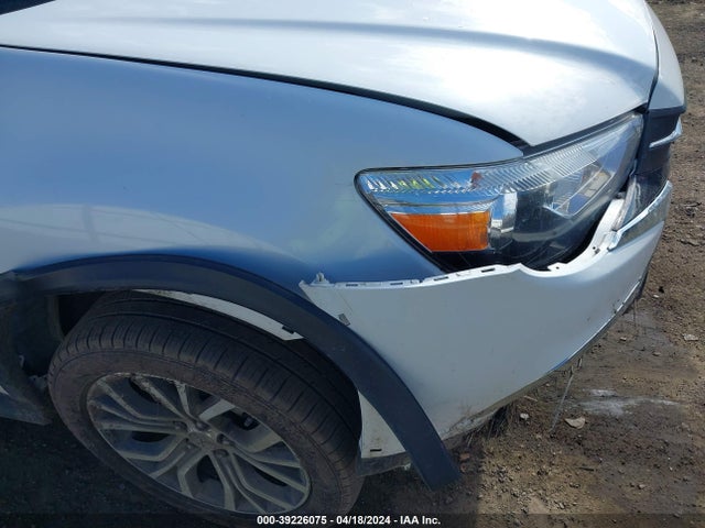 JA4AR3AU5KU013653 Mitsubishi Outlander Sport 2.0 Se