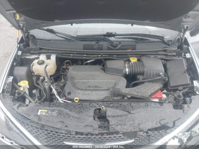 2C4RC1DG3LR145068 Chrysler Voyager Lxi