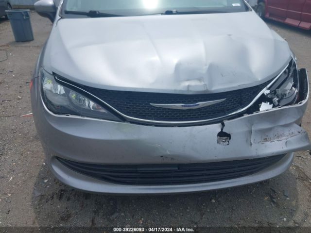 2C4RC1DG3LR145068 Chrysler Voyager Lxi