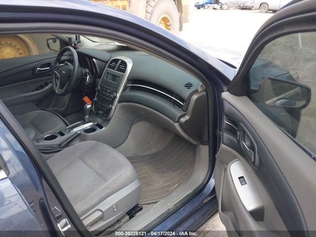 Chevrolet MALIBU LS 2015 1G11B5SL4FF206309 Image 5
