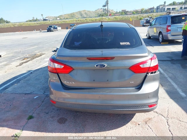 Ford FOCUS SE 2014 1FADP3F22EL210831 Image 16