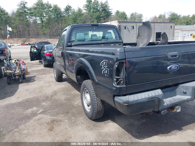 Ford F-250 Xl 2015 1FTBF2B61FEC04354 Image 3