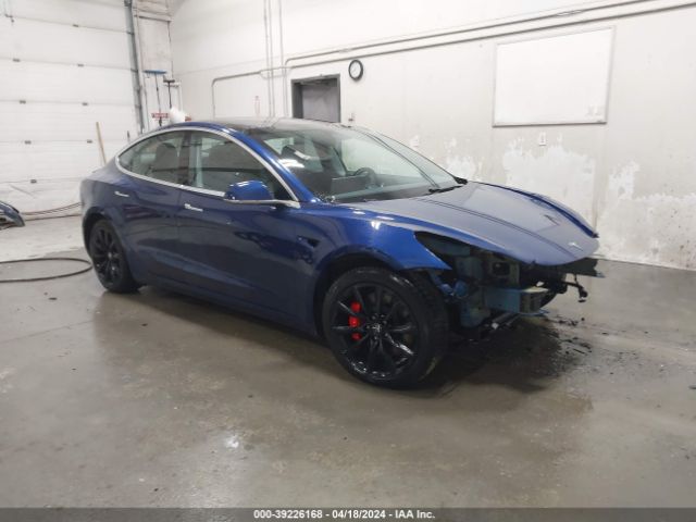 39226168 :رقم المزاد ، 5YJ3E1EB5KF434661 vin ، 2019 Tesla Model 3 Long Range/performance مزاد بيع