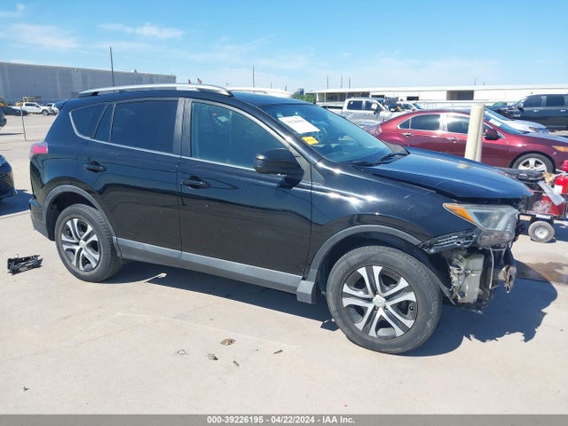 Toyota RAV4 LE 2018 2T3ZFREV5JW433003 Image 14